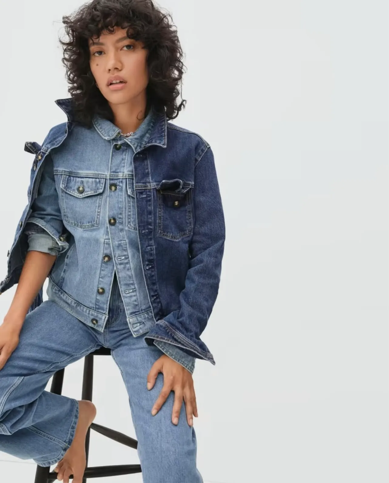 Everlane: Redefining Fashion with Radical Transparency and Timeless Style